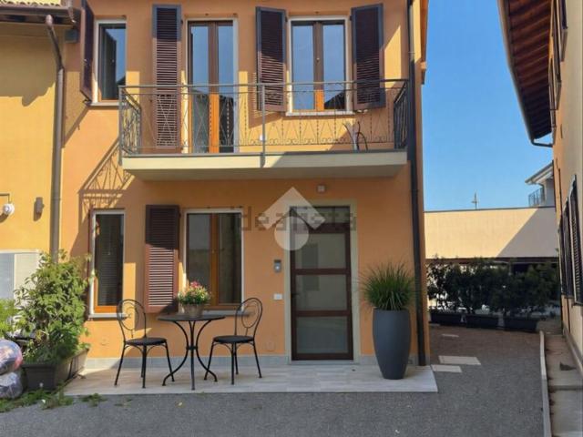 Villetta bifamiliare in vendita di 70 m² in Via Guglielmo Marconi, 12