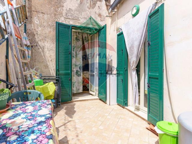 Villetta bifamiliare in vendita di 70 m² in Via Stazzone