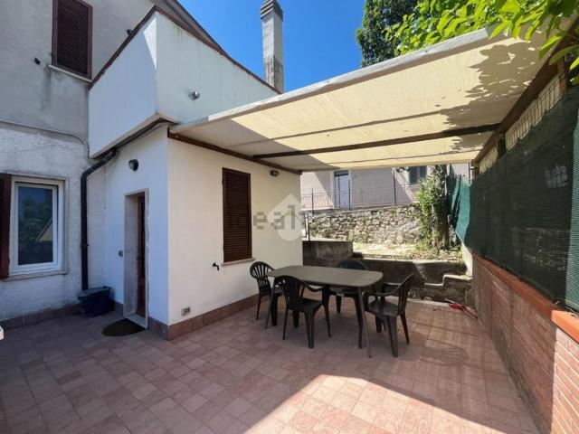 Villetta bifamiliare in vendita di 70 m² in Via Salisciano, 36