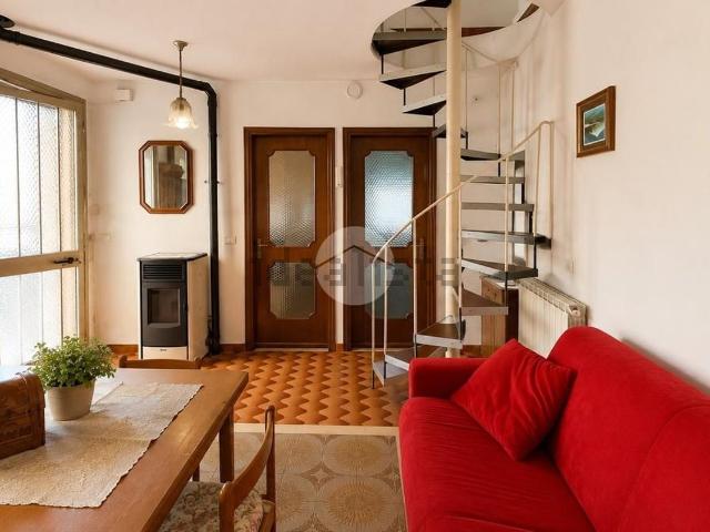 Villetta bifamiliare in vendita di 72 m² in Via Maione, 17