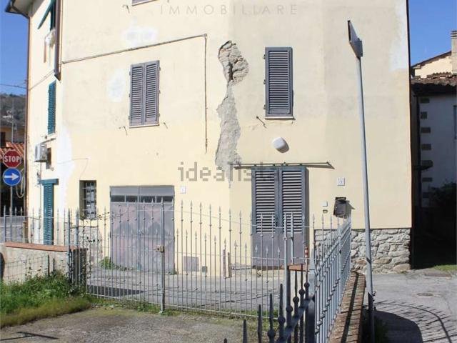 Villetta bifamiliare in vendita di 73 m² in Via di Fucina, 3