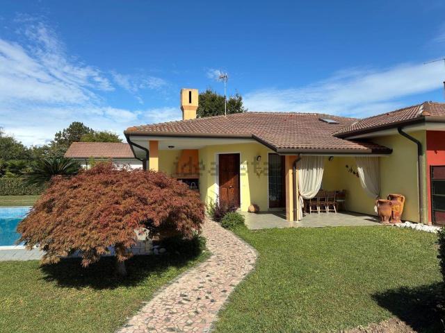Villetta bifamiliare in vendita di 85 m²