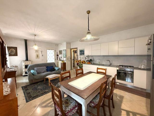 Villetta bifamiliare in vendita di 85 m²