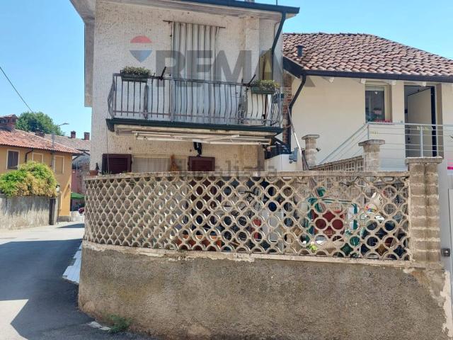 Villetta bifamiliare in vendita di 85 m² in Via Municipio Vecchio, 94
