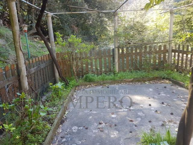 Villetta bifamiliare in vendita di 85 m² in Via Nazionale, 10