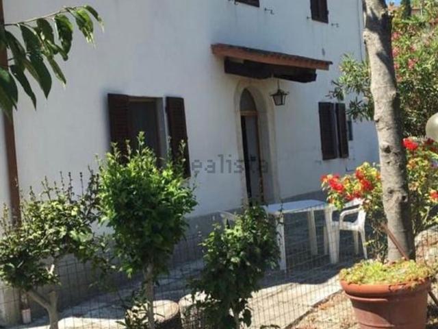 Villetta bifamiliare in vendita di 85 m² in Via Bagni San Filippo, 5