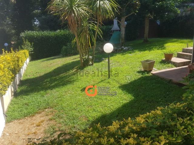 Villetta bifamiliare in vendita di 85 m² in Via DELLO SCORPIONE