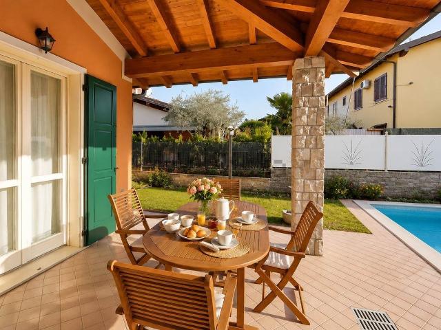 Villetta bifamiliare in vendita di 95 m² in Via Repubblica