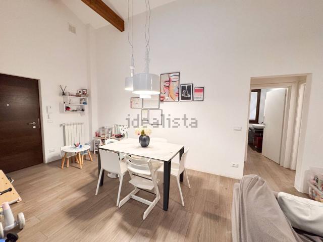 Villetta bifamiliare in vendita di 85 m² in Via Toscanini, 10