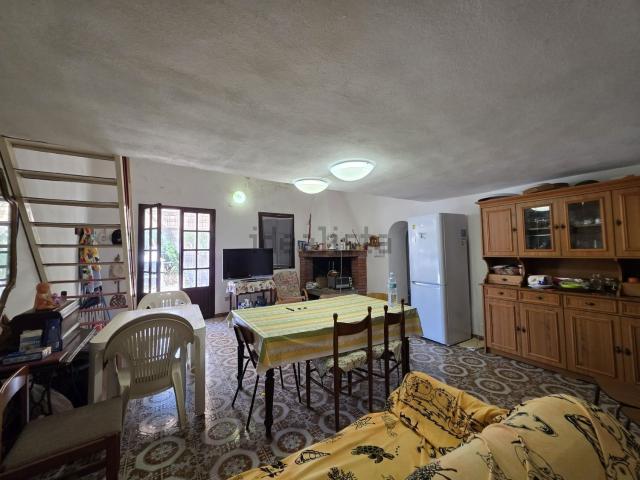 Villetta bifamiliare in vendita di 87 m² in Strada Vitale