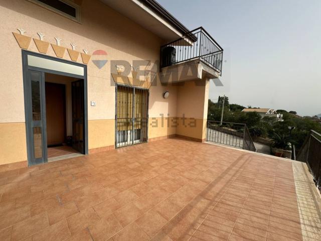 Villetta bifamiliare in vendita di 88 m² in Fondo Dagostino