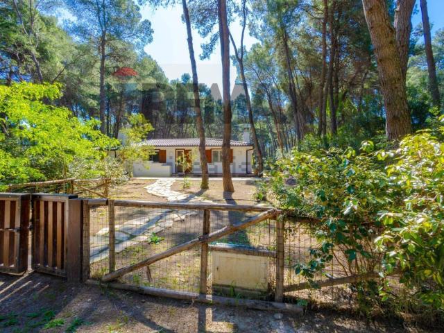 Villetta bifamiliare in vendita di 80 m² in Località Riva dei Tessali