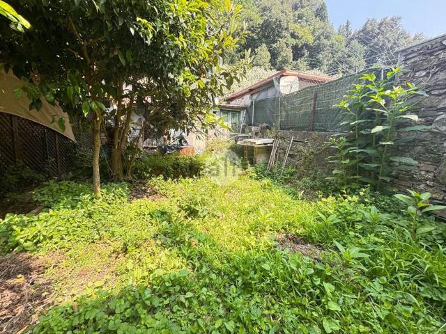 Villetta bifamiliare in vendita di 80 m² in Via Ettore Bisagno, 42