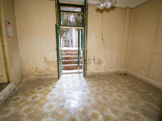 Villetta bifamiliare in vendita di 80 m² in Via Lavina, 22