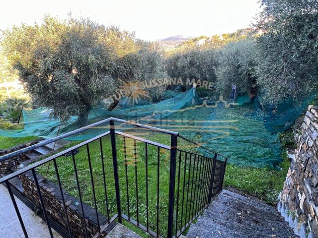 Villetta bifamiliare in vendita di 80 m² in Via Poggio, 5