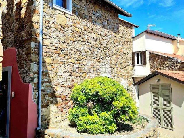 Villetta bifamiliare in vendita di 80 m² in Via Regina Margherita, 1
