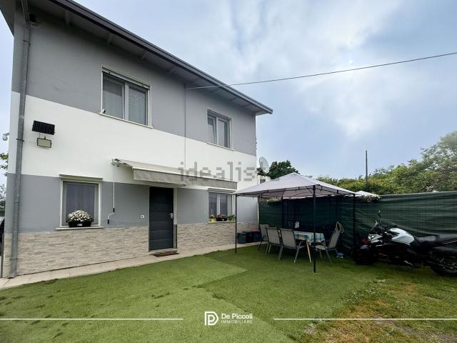 Villetta bifamiliare in vendita di 81 m² in Via Colonne, 52