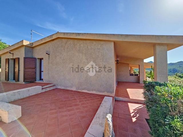 Villetta bifamiliare in vendita di 81 m² in Via Li Cossi, 111