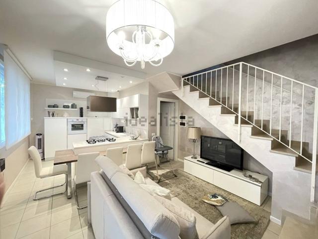 Villetta bifamiliare in vendita di 81 m² in Viale degli Aironi