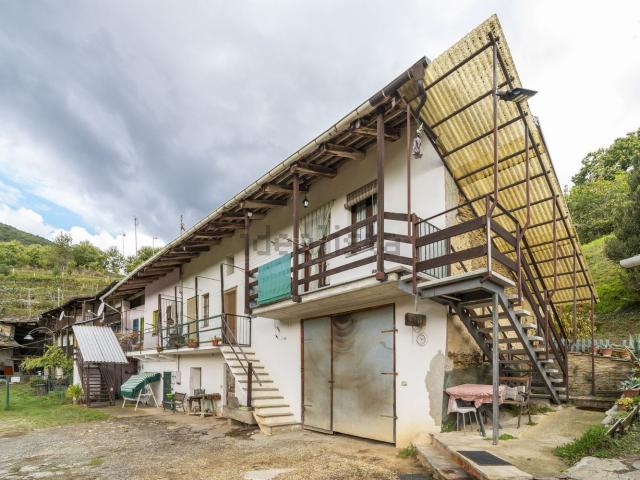 Villetta bifamiliare in vendita di 83 m² in Via Comba Carle, 31