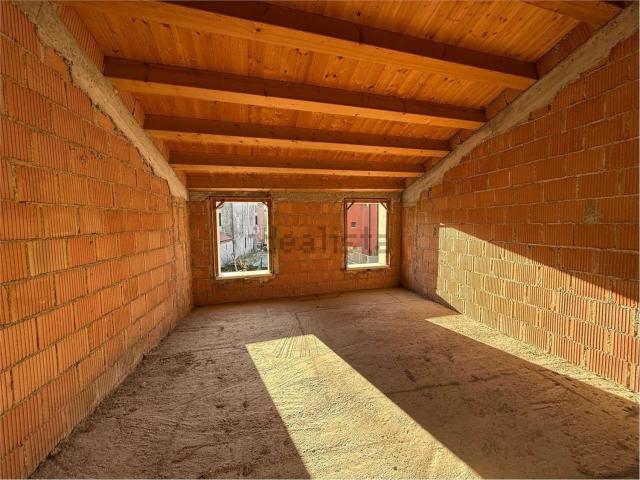 Villetta bifamiliare in vendita di 83 m² in Via Dante