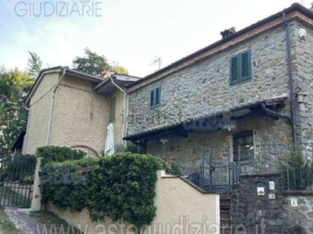 Villetta bifamiliare in vendita di 94 m² in Via della Nievole, 1