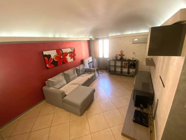 Villetta bifamiliare in vendita di 94 m² in Via Giovanni Lanza, 25