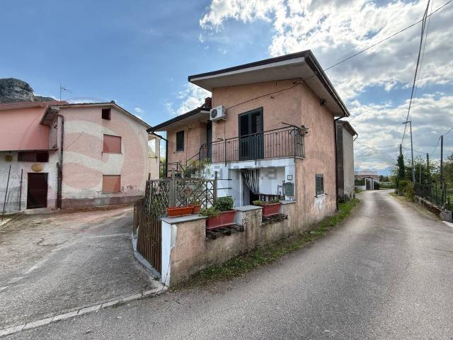 Villetta bifamiliare in vendita di 94 m² in Via Volpazzoli, 11