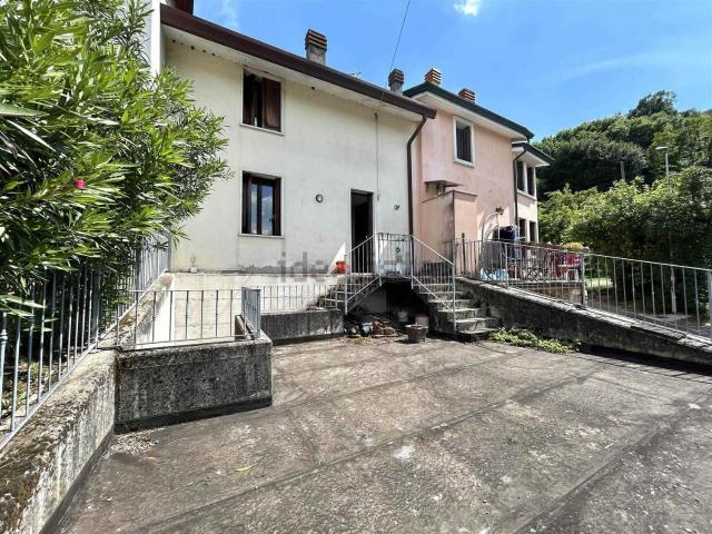 Villetta bifamiliare in vendita di 95 m²