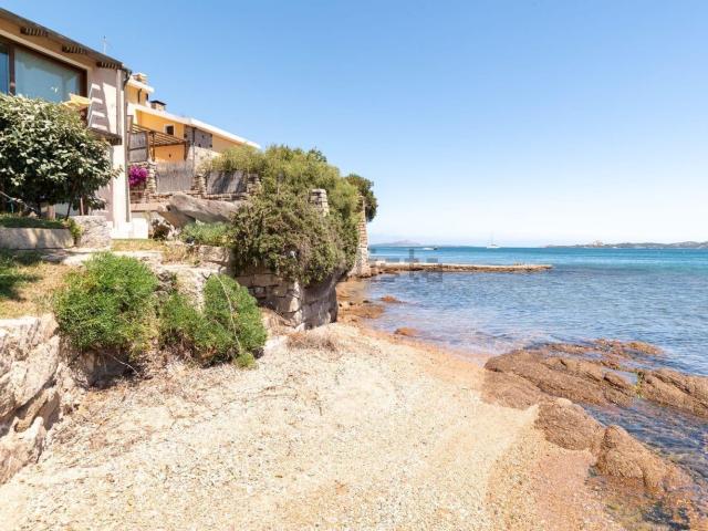 Villetta bifamiliare in vendita di 95 m² in Via Nazionale