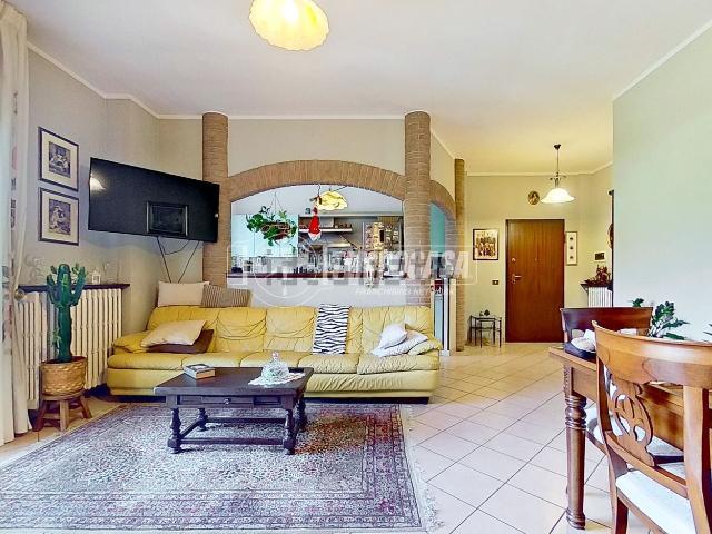 Villetta bifamiliare in vendita di 95 m² in Via C. Bottoni