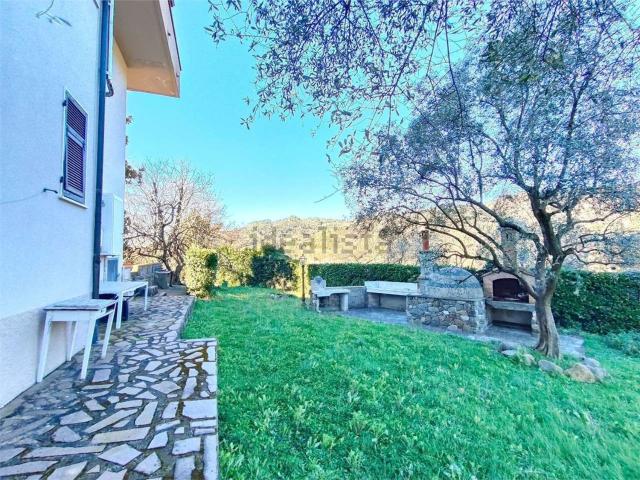 Villetta bifamiliare in vendita di 95 m² in Via dei Molini, 454