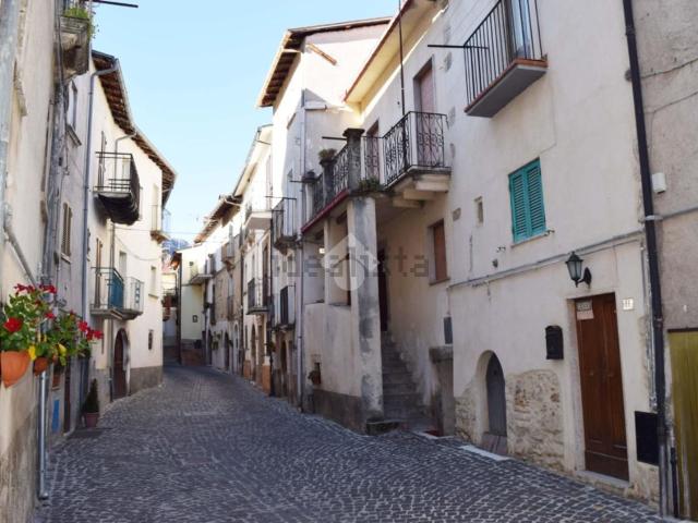 Villetta bifamiliare in vendita di 95 m² in Via del Corso, 58