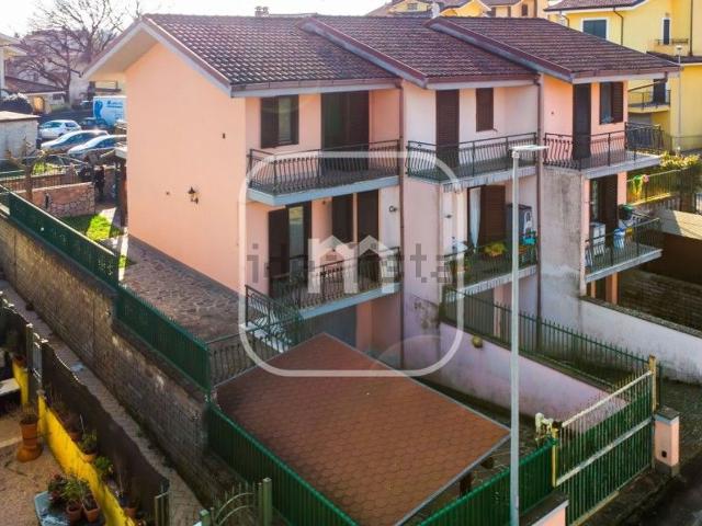 Villetta bifamiliare in vendita di 95 m² in Via Giuseppe Verdi, 10