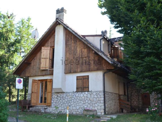 Villetta bifamiliare in vendita di 95 m² in Via Principale, 63
