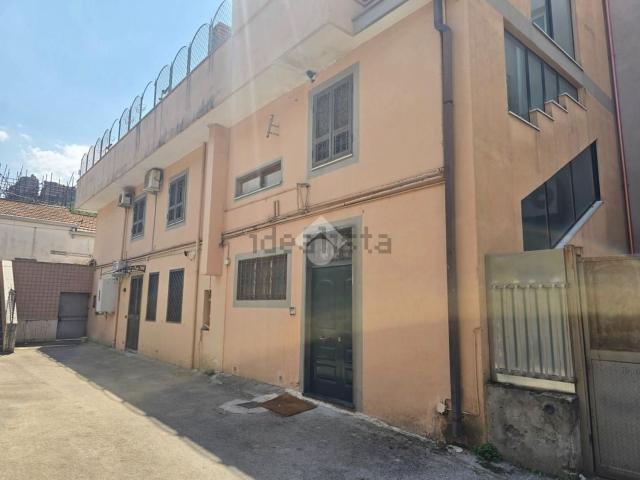 Villetta bifamiliare in vendita di 96 m² in Via Capitano, 25
