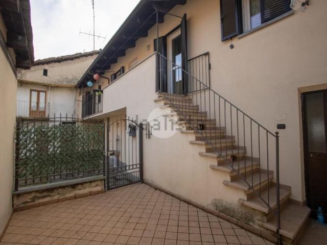 Villetta bifamiliare in vendita di 98 m² in Via San Giovanni, 18
