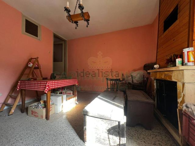 Villetta bifamiliare in vendita di 98 m² in Via Umberto I