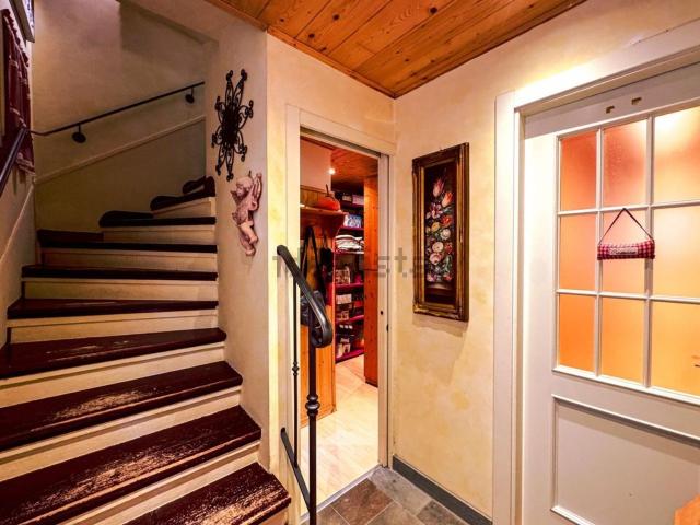 Case e ville in vendita di 99 m²