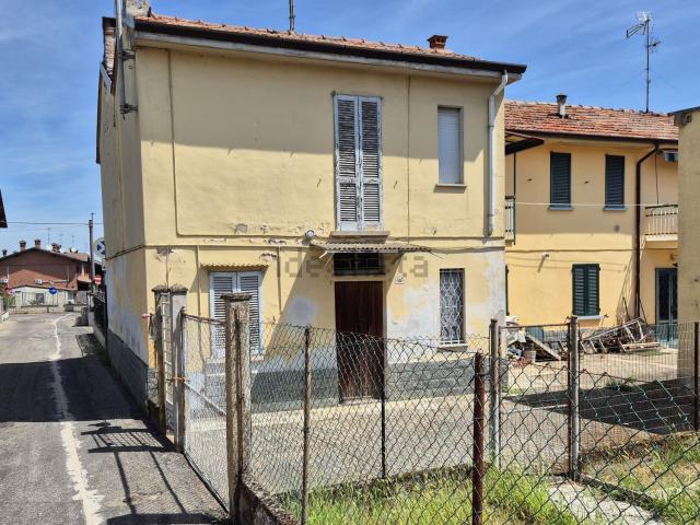 Villetta bifamiliare in vendita di 99 m² in Via Verdi, 10