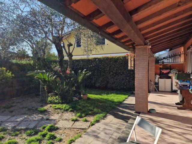 Villetta bifamiliare in vendita di 90 m²