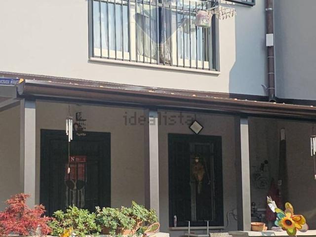 Villetta bifamiliare in vendita di 90 m²