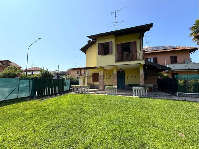 Villetta bifamiliare in vendita di 90 m²