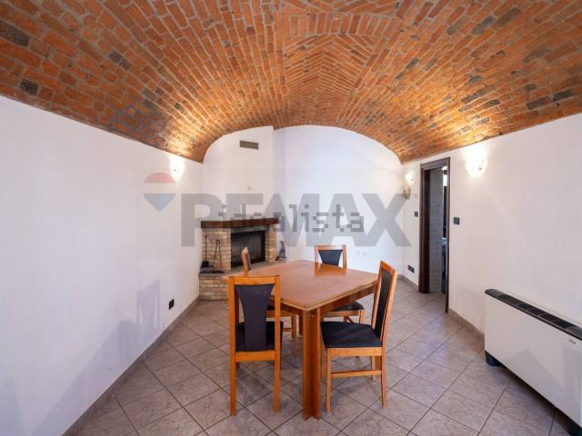 Villetta bifamiliare in vendita di 90 m² in Frazione Spineto, 145