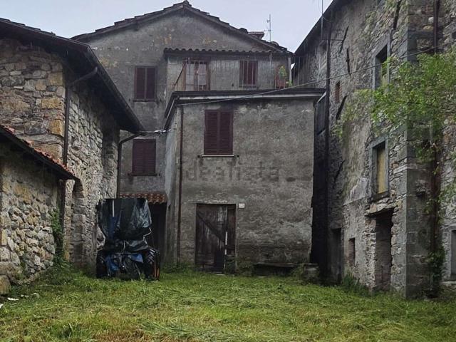 Villetta bifamiliare in vendita di 90 m² in Largo Vittorio Veneto