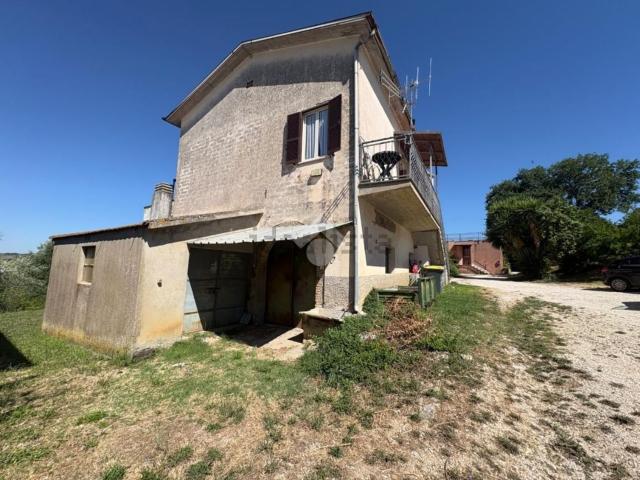 Villetta bifamiliare in vendita di 90 m² in Strada di Schignano, 23