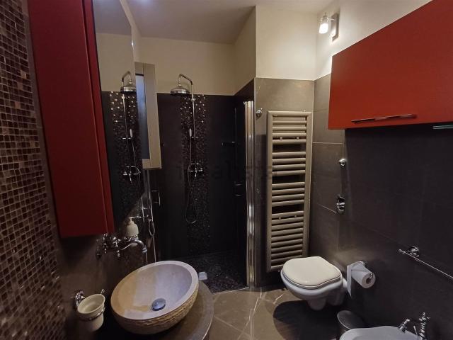 Villetta bifamiliare in vendita di 90 m² in Via Magenta