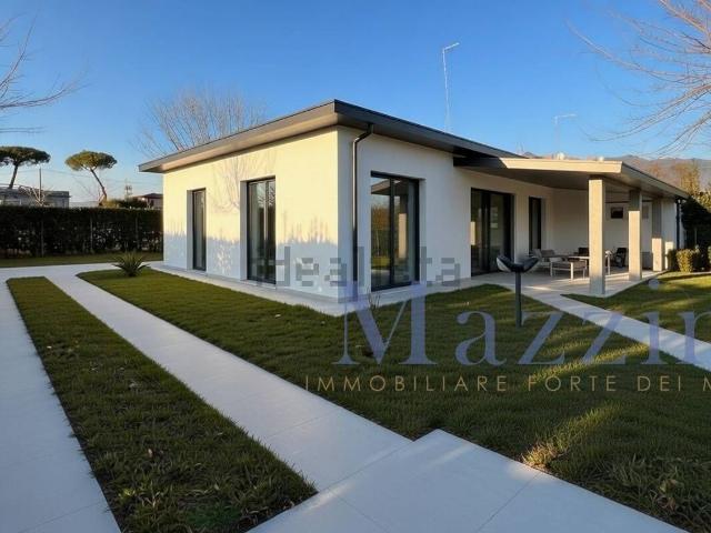 Villetta bifamiliare in vendita di 90 m² in Via Alessandro Volta