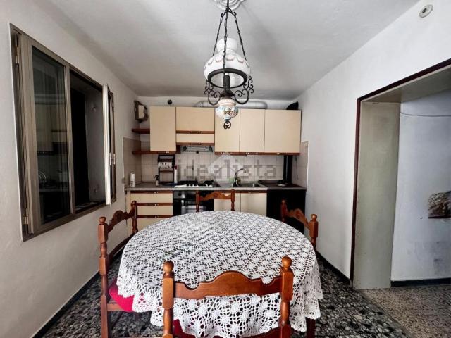 Villetta bifamiliare in vendita di 90 m² in Via Armando Diaz, 33