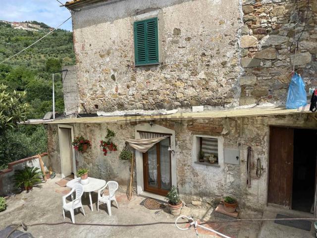 Villetta bifamiliare in vendita di 90 m² in Via dei Tanelli, 1